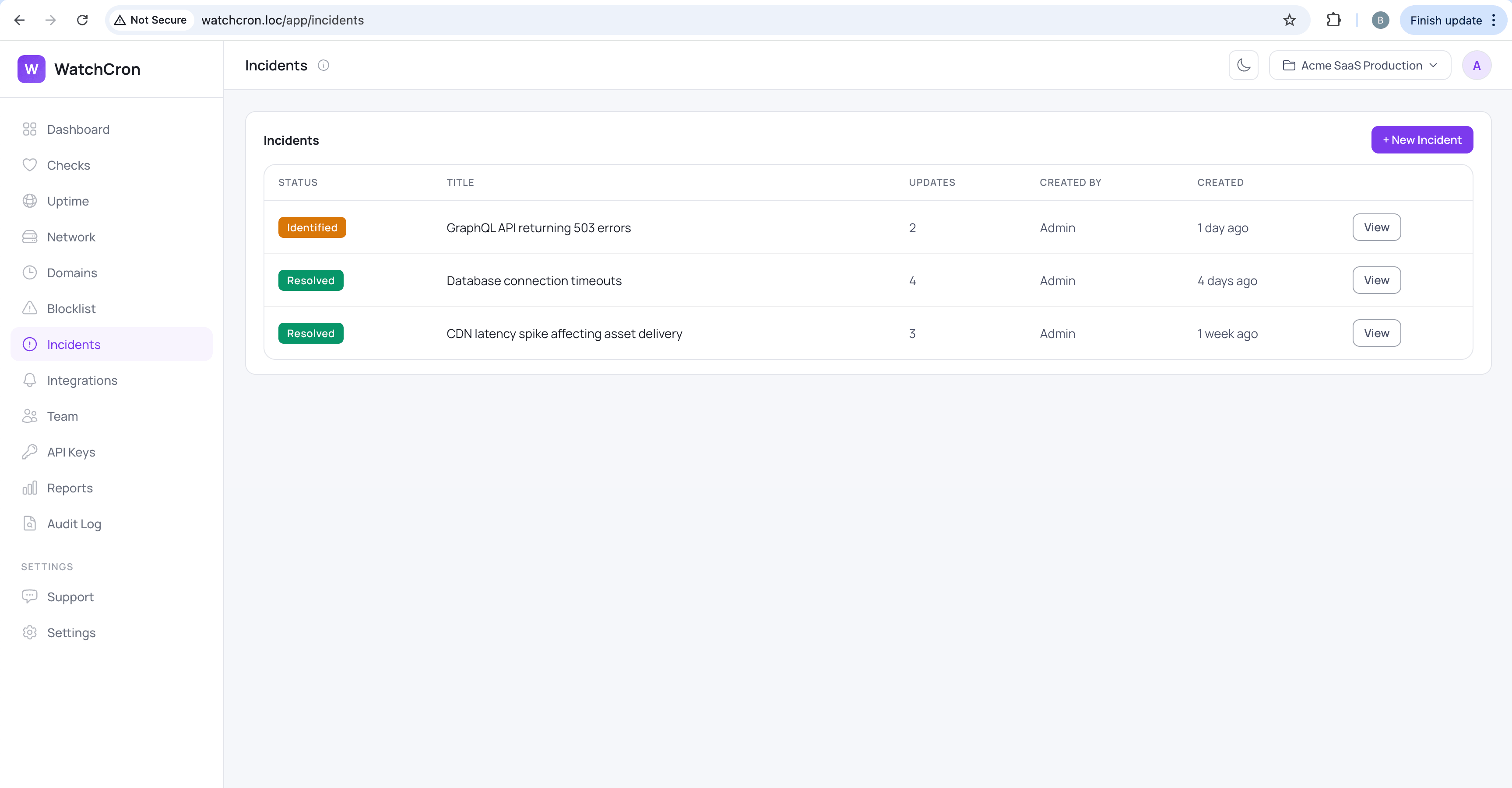 WatchCron incidents list with status badges, update counts, and creation dates